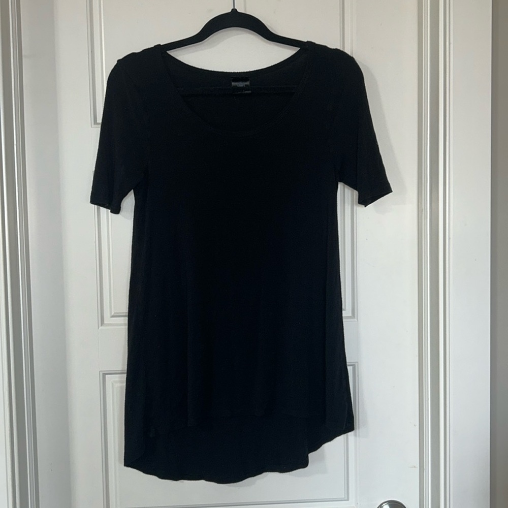 (3 for $12) Black Long T-Shirt Top 🖤